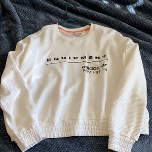 Cropped oversized sweater